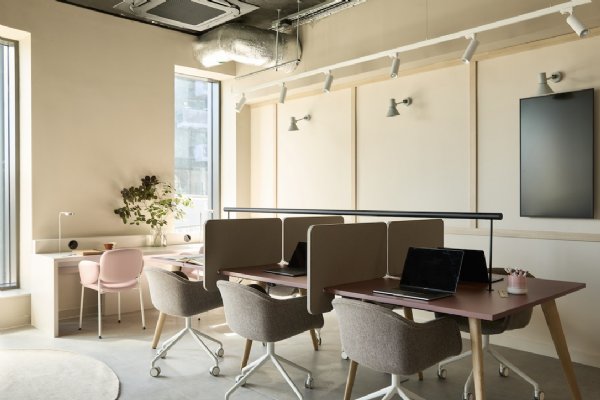 Property at 180 High Street,, Stratford, E15 2FD